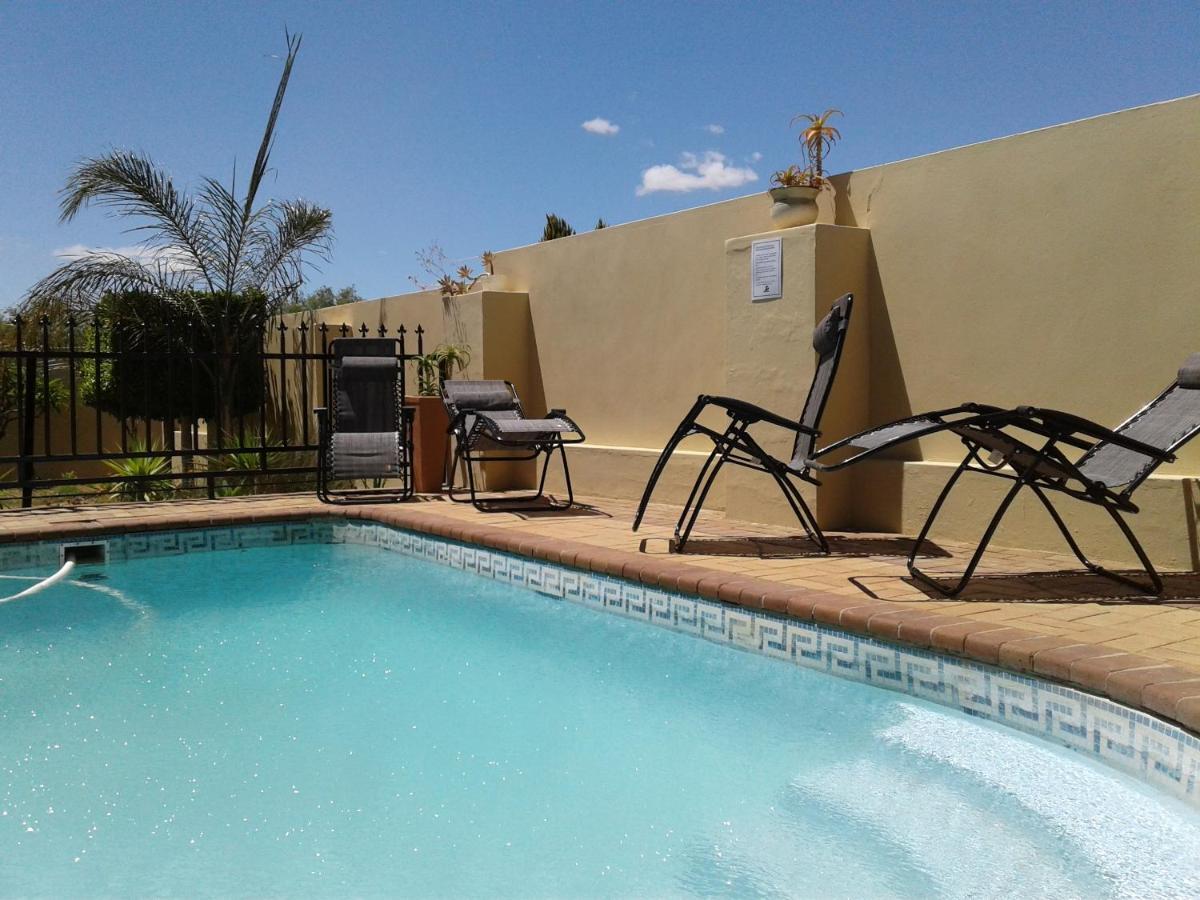 Come Home In Oudtshoorn Self-Catering Units Extérieur photo